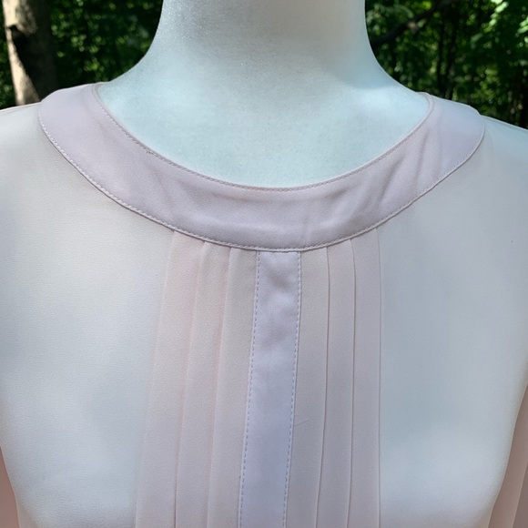 NWT Karl Legerfeld Semi shear Blouse. Size: S - Picture 6 of 14